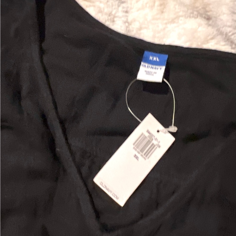 Old Navy Black V-Neck Flutter Sleeve Blouse - Picture 2 of 5